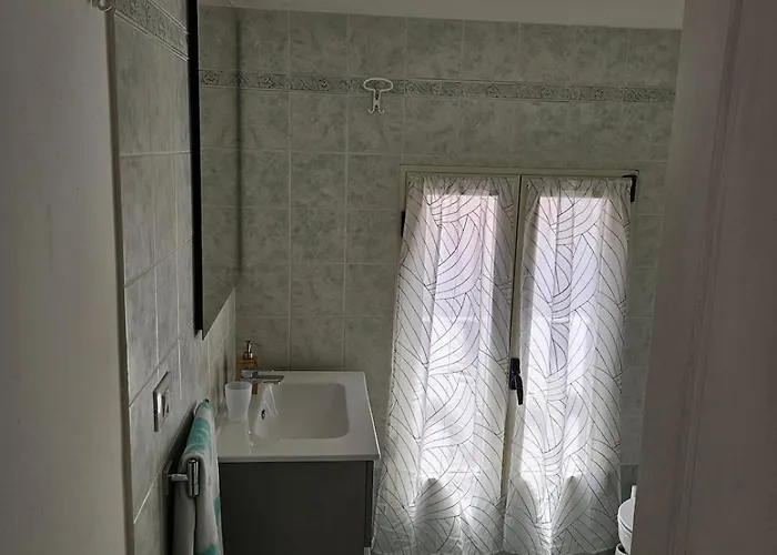 Mansarda Ristrutturata Nel Palazzo Francesco * Roma